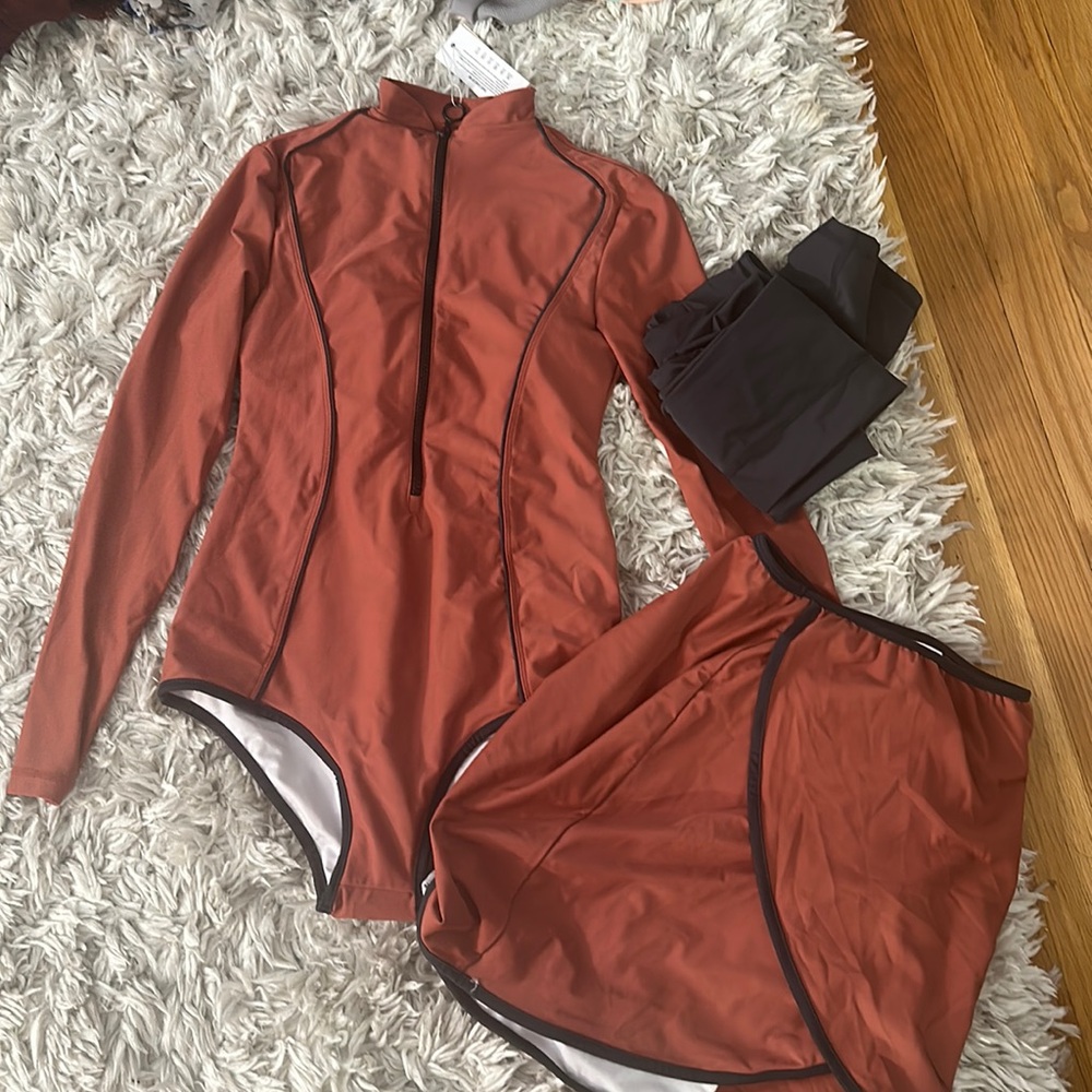 Lyra Swim XS tried on once, didnt fit